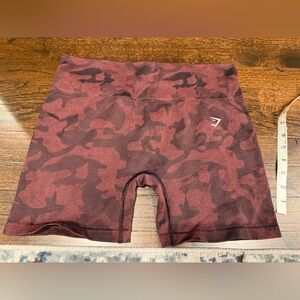 Gymshark adapt camo seamless shorts red size XL like new condition